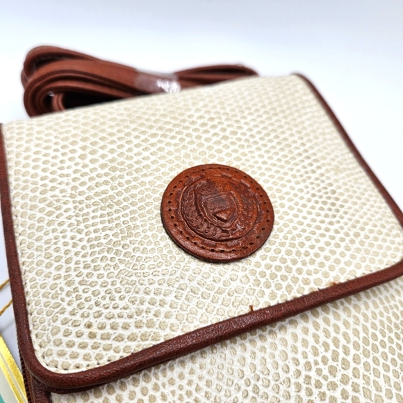 NEW VINTAGE The Original Carry All Crossbody Bag Convertible Strap - Picture 3 of 7